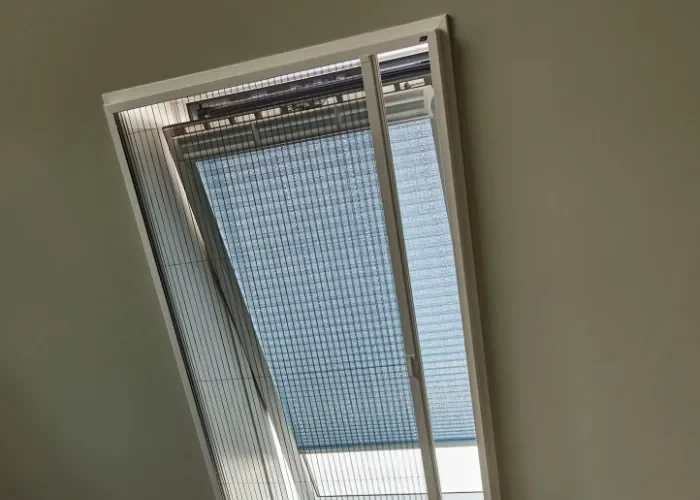 Afbeelding 3 Luxaflex Horren actie 700x500